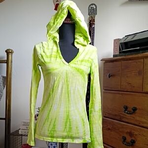 Prana Neon Green Tie-Dye Shirt Hoodie. Like Brand New. Size S. Fits Like A S/M